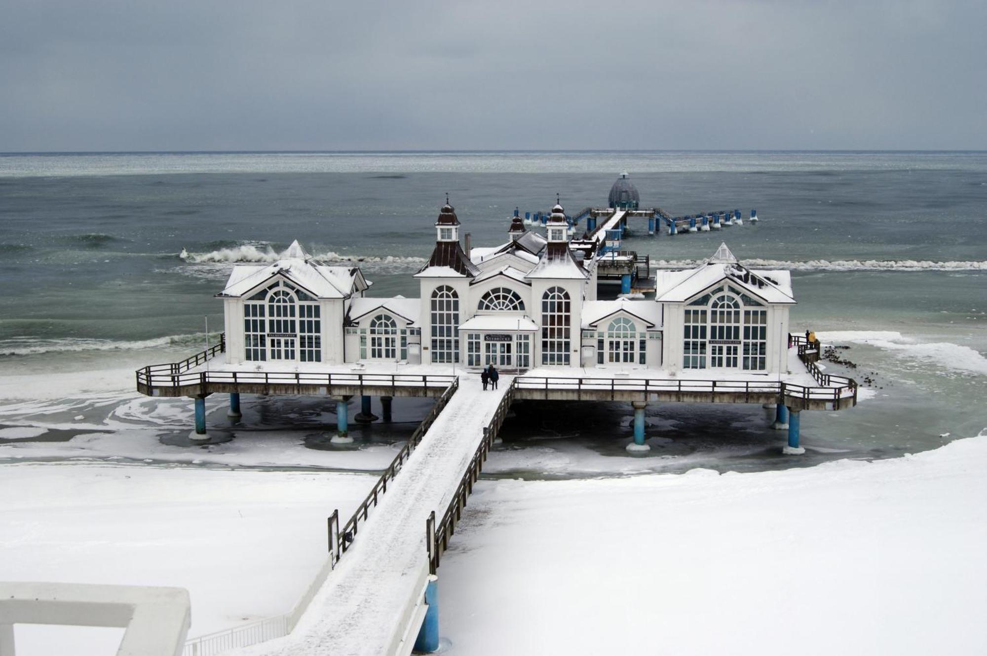 Ferienhaus Kress Links Зеллин Экстерьер фото